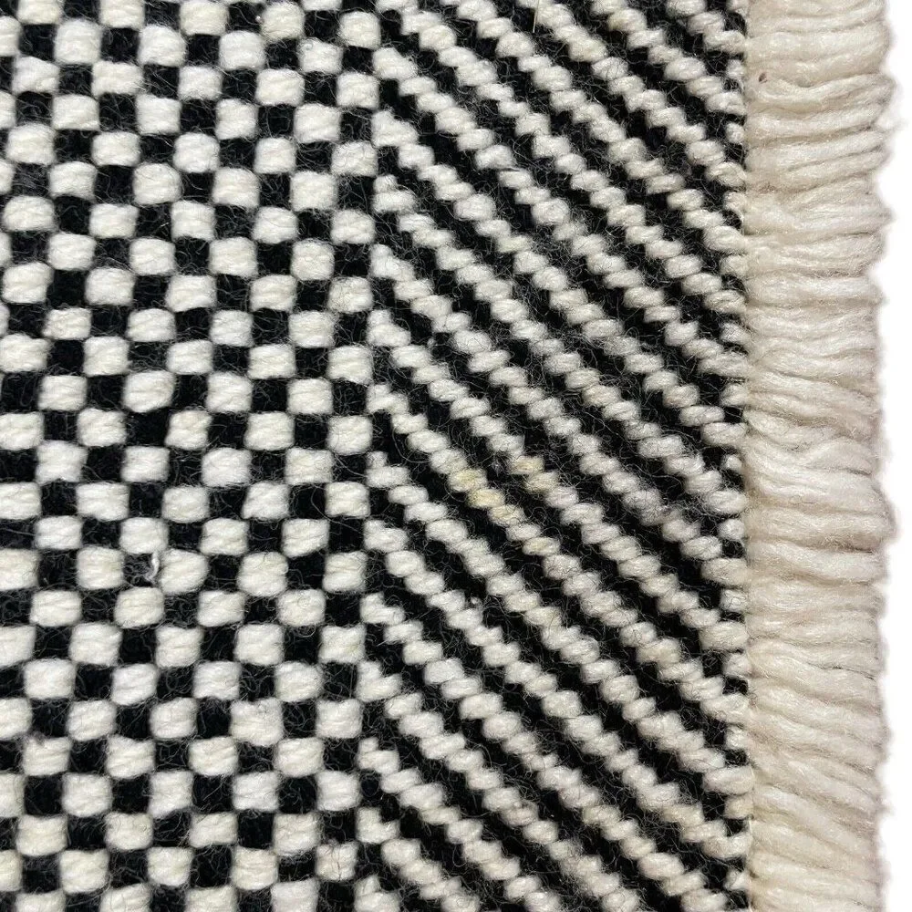 Vintage 1980s Woven Black & White Fringe Placemats Set 2 Checked 17 x 11 Unique